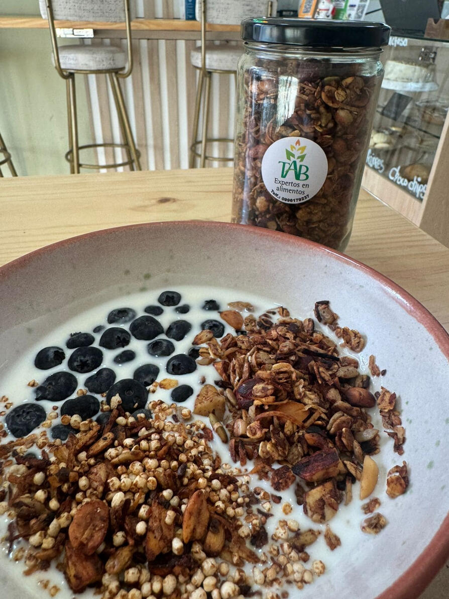 TAB _ Expertos en Alimentos _ Clinicasa _ Ana Tapia TAB _ Expertos en Alimentos _ Clinicasa _ Ana Tapia